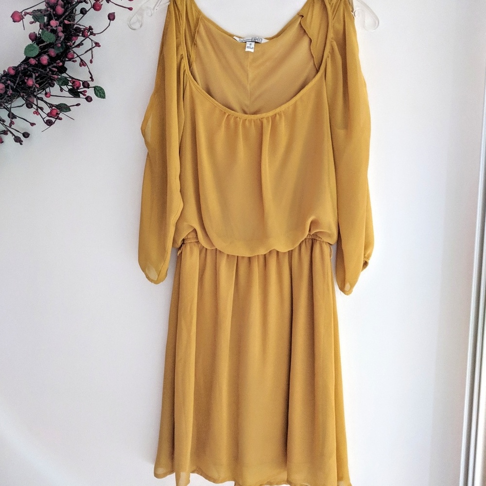 Speechless🌸Gold Yellow Cold Shoulder Dress SMALL